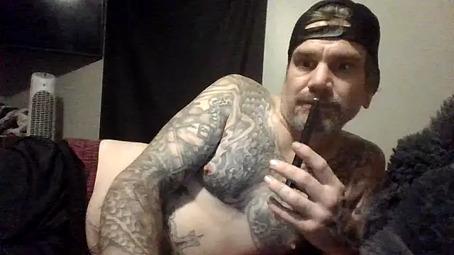 clitstitsandbongrips online show from September 17, 10:38 am