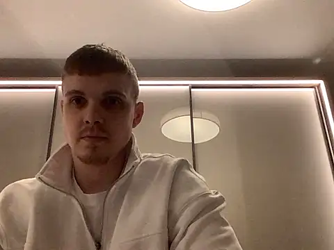 neilho1 online show from January 17, 6:47 pm