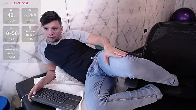 Edward max online show from October 20, 4:38 am