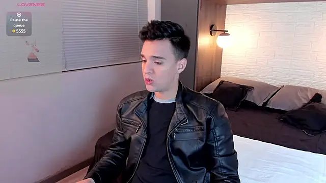 Edward max online show from January 3, 2:54 am