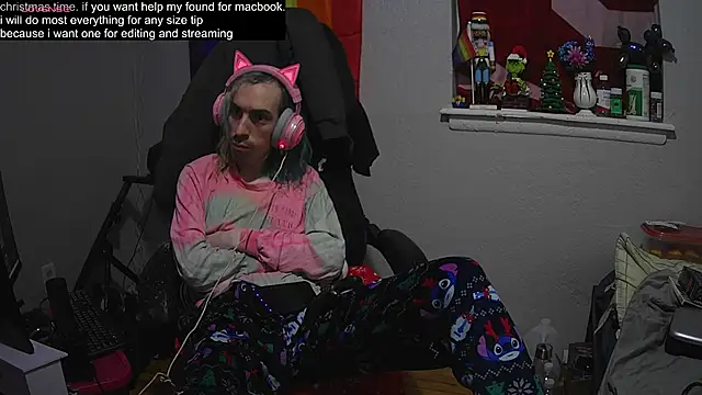 tallnerdyguy online show from January 4, 2:56 am