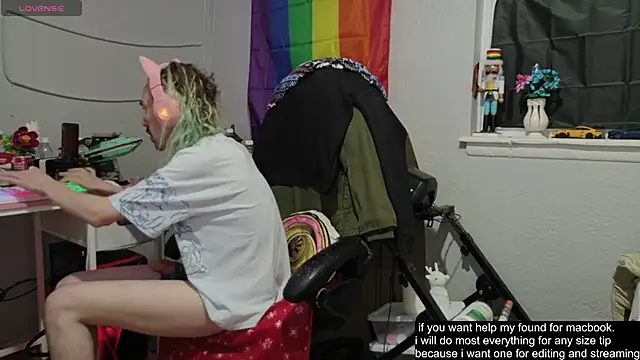 tallnerdyguy online show from October 7, 2:26 am