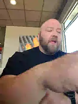 Strong Bear89 online show from December 18, 7:19 pm