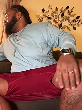 Snapshot of Pap1_Champo chatting on October 29, 2:14 am Pap1 Champo online show from October 29, 2:14 am