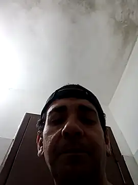 Snapshot of Gostozim7 chatting on October 22, 3:32 am Gostozim7 online show from October 22, 3:32 am