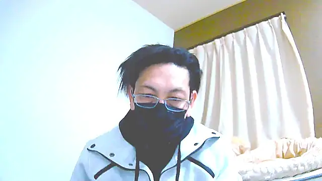 Snapshot of Hideen-real-face chatting on February 22, 1:01 pm Hideen-real-face online show from February 22, 1:01 pm