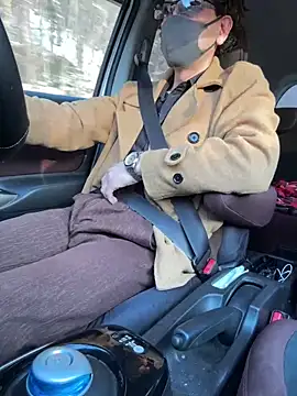 Snapshot of Hideen-real-face chatting on March 8, 7:35 am Hideen-real-face online show from March 8, 7:35 am