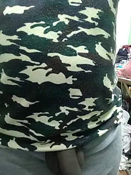 Snapshot of ShelfyOfferer chatting on March 21, 3:12 am ShelfyOfferer online show from March 21, 3:12 am