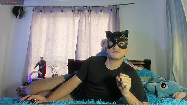 Snapshot of Chris_Maddox chatting on January 19, 9:02 pm Chris Maddox online show from January 19, 9:02 pm