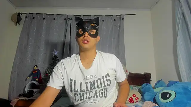 Snapshot of Chris_Maddox chatting on December 25, 12:48 am Chris Maddox online show from December 25, 12:48 am