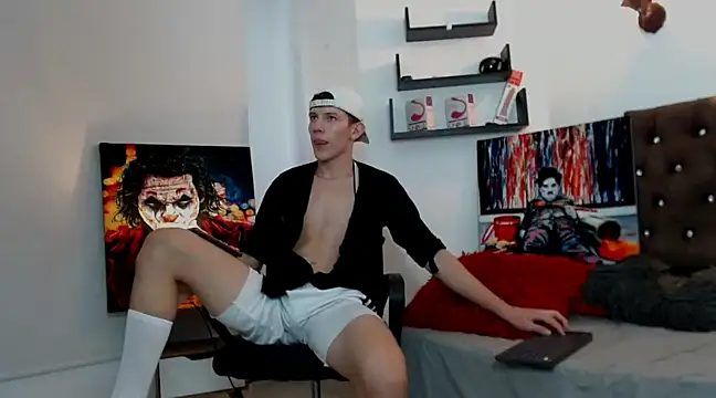 flowers18 online show from January 25, 9:25 pm