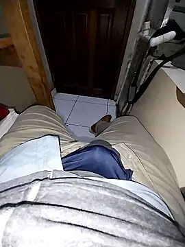 Whiper2024 online show from January 7, 6:35 pm