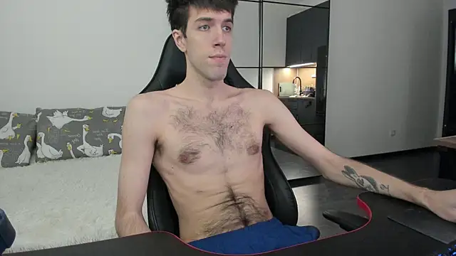 White Dylan online show from February 1, 7:34 pm