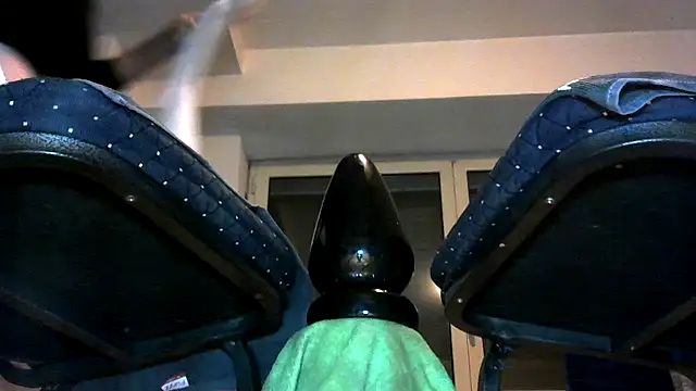 Snapshot of alkro63 chatting on January 23, 4:38 pm alkro63 online show from January 23, 4:38 pm