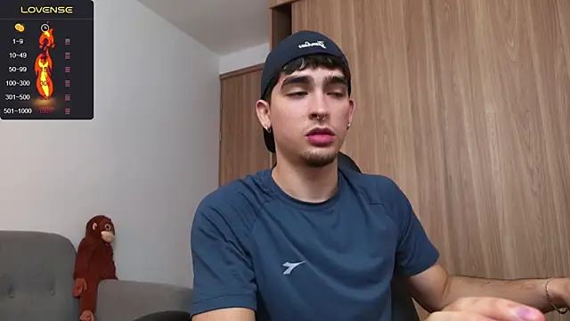 Snapshot of zenn_rush1 chatting on December 23, 12:30 pm zenn rush1 online show from December 23, 12:30 pm