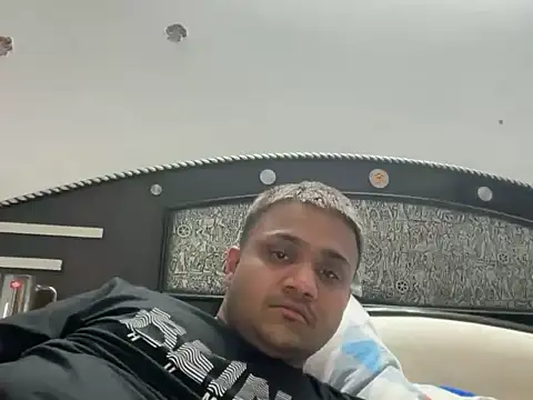 Rhythm Rhyme online show from October 31, 1:47 pm