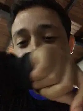 isacalejandroo online show from December 11, 3:04 am