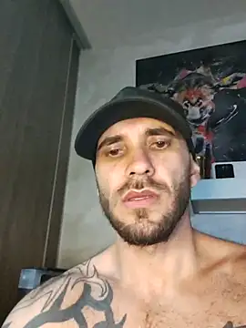 DAVID FERRAZ online show from April 9, 5:27 am