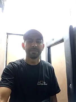 Alsaud1106 online show from March 8, 10:24 pm