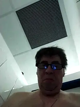 Lisak951 online show from April 2, 7:11 pm