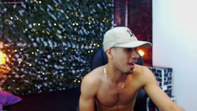 SonicJ25 online show from January 29, 3:44 am