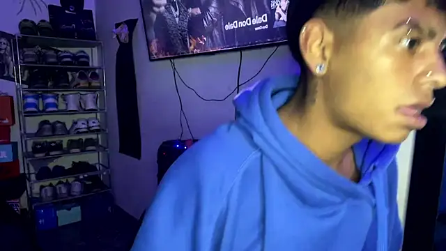  Billowy  online show from November 14, 4:37 am