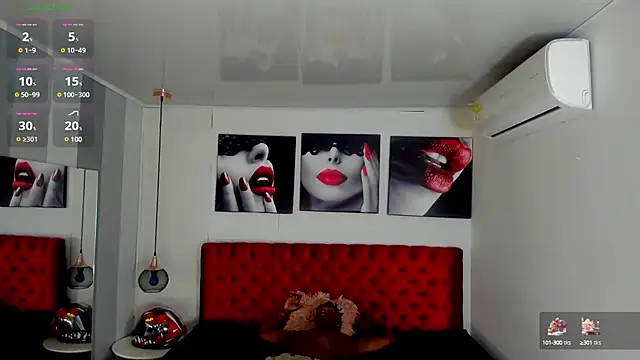 Snapshot of KENDER21_ chatting on December 24, 12:44 pm KENDER21  online show from December 24, 12:44 pm