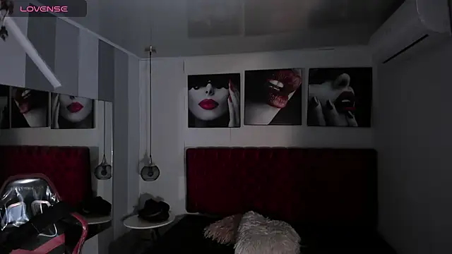 Snapshot of KENDER21_ chatting on February 2, 12:46 pm KENDER21  online show from February 2, 12:46 pm