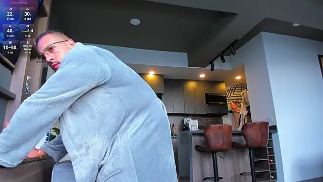 Maximo Marcelo online show from January 15, 12:09 pm