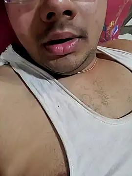 SWEETBOYJI online show from March 20, 6:42 pm