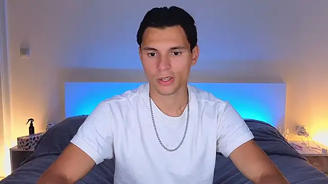 denlover1 online show from May 29, 12:26 pm