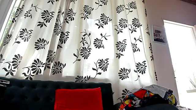 Snapshot of Chriss_evanss_ chatting on March 10, 7:50 pm Chriss evanss  online show from March 10, 7:50 pm