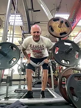 luv2masterb8247 online show from January 20, 2:01 am