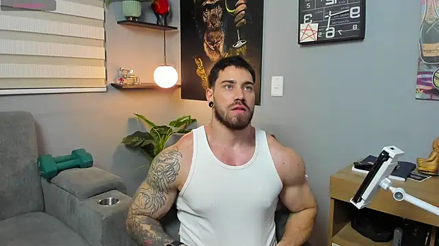 Giorgio-Leone online show from May 19, 1:56 am