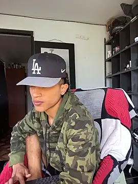 Edward Milleer online show from November 4, 4:41 pm