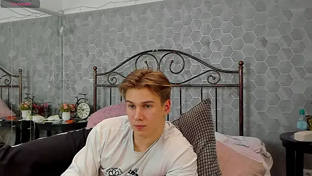 Marcus Swampov online show from December 12, 10:02 am