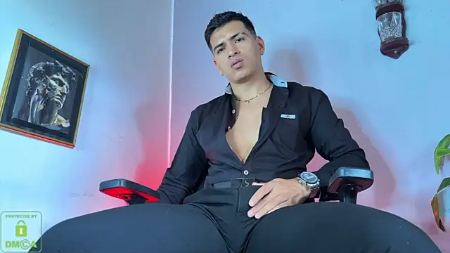 Snapshot of Adrian_Mill3r chatting on September 15, 5:25 pm Adrian Mill3r online show from September 15, 5:25 pm