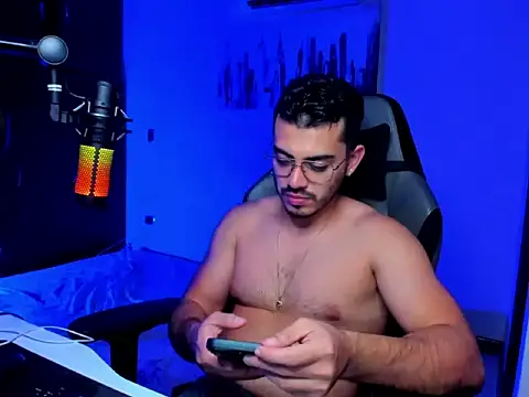 BrunoD31 online show from February 27, 4:24 am