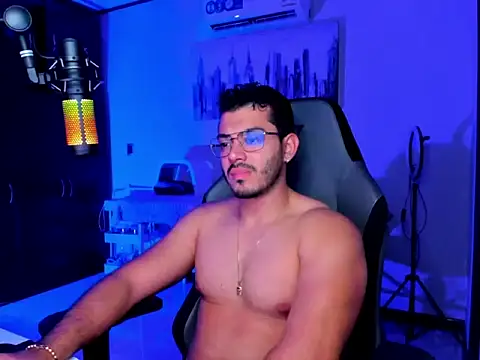 BrunoD31 online show from November 1, 3:32 am