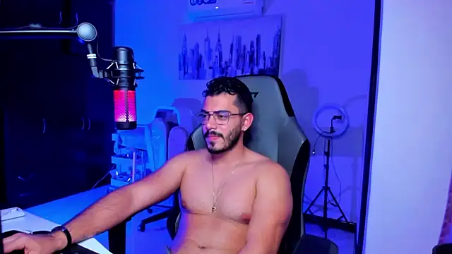 BrunoD31 online show from January 13, 4:39 am