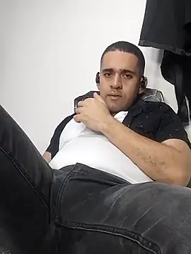 CRISTHIAN GREY01 online show from February 13, 7:42 pm