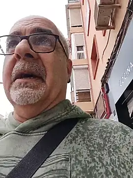 Satiro Sevilla online show from November 5, 3:25 pm