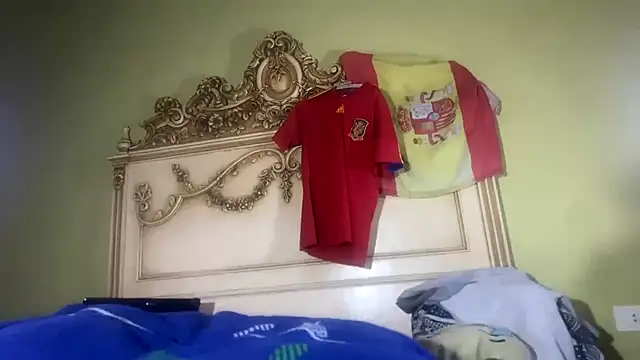 emylolo9 online show from December 2, 9:04 pm