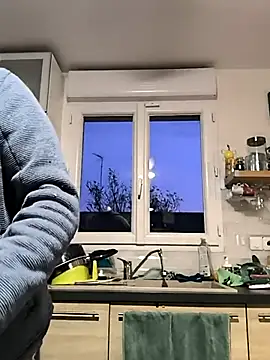 bogland33 online show from March 22, 6:35 pm