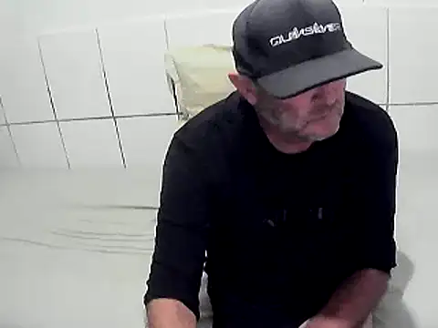 pierdona online show from March 6, 8:39 pm