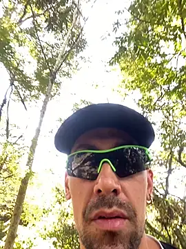 Snapshot of dantedesirexx chatting on January 8, 7:24 pm dantedesirexx online show from January 8, 7:24 pm