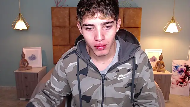 AlejooTwink online show from December 10, 1:22 pm