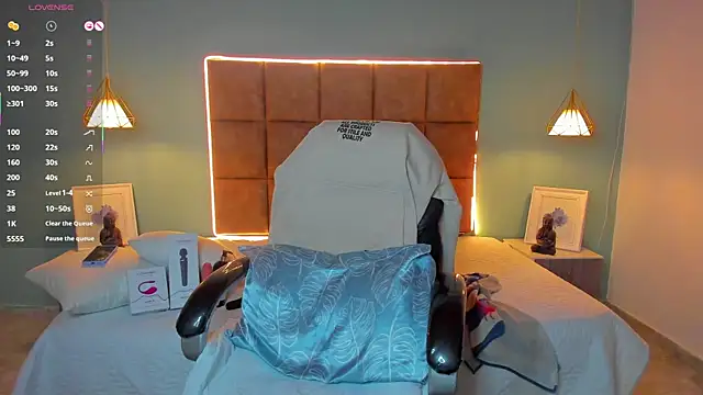 AlejooTwink online show from October 13, 4:40 am