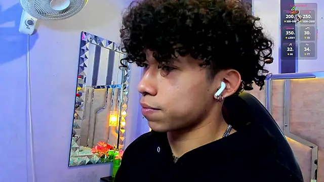 AkazaBoy  online show from March 27, 5:00 am