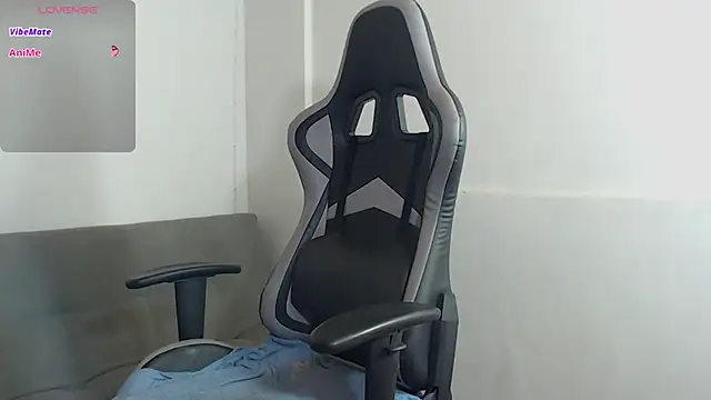 Aaron Hunter  online show from September 10, 2:54 am